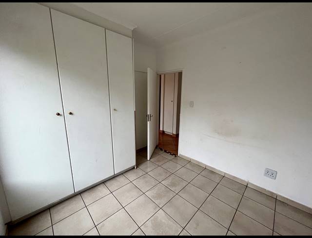 2 BEDROOM APARTMENT RENTED IN BRYANSTON